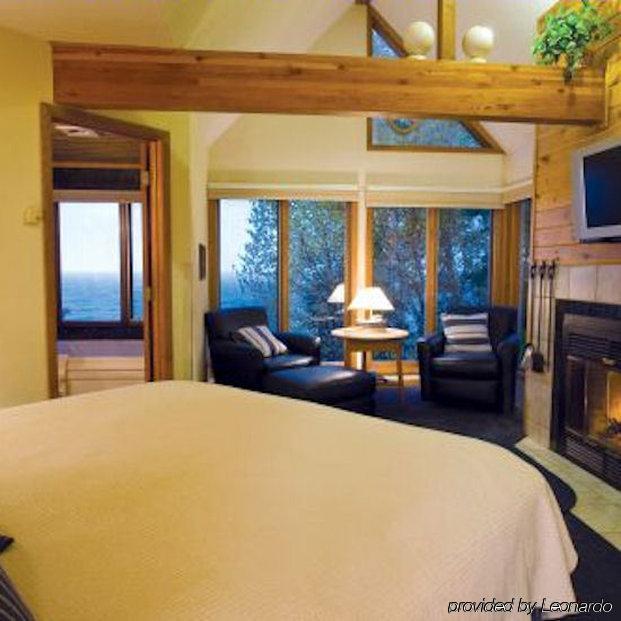 Bluefin Bay On Lake Superior Tofte Room photo