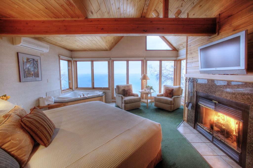 Bluefin Bay On Lake Superior Tofte Exterior photo
